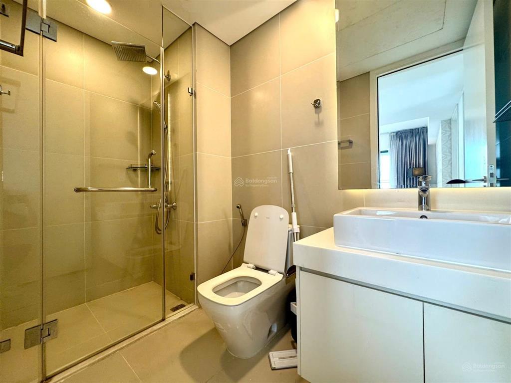 Chủ bay về việt nam xử lý việc cần bán gấp căn hộ 2pn, giá tốt trước về úc