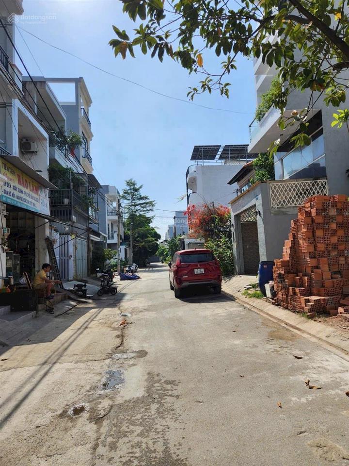 Bán nhà mặt phố trường lưu super star, 5,25 tỷ, 54m2, 3 tầng,long trường, q9, hcm vành đai 3,vinhom