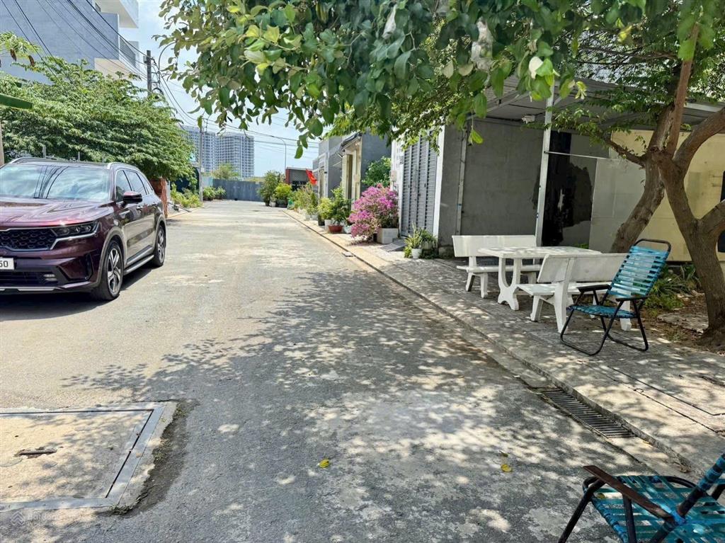 Bán đất dự án xây tự do eco6  centana lô góc 80m2 6,3m ngang ngay nút giao vành đai 3 4,55 tỷ