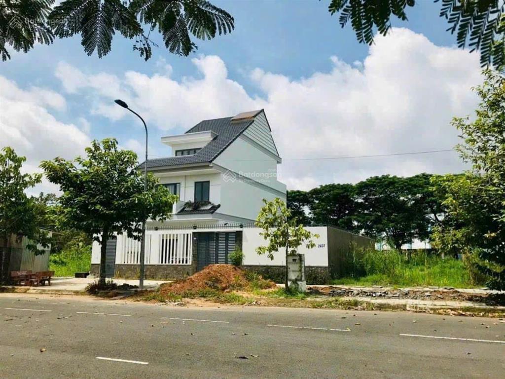 Bán đất nền dự án tại 12, đảo thịnh vượng tam đa, 152m2, (8x19) 45 triệu / m2, ngay vđ3