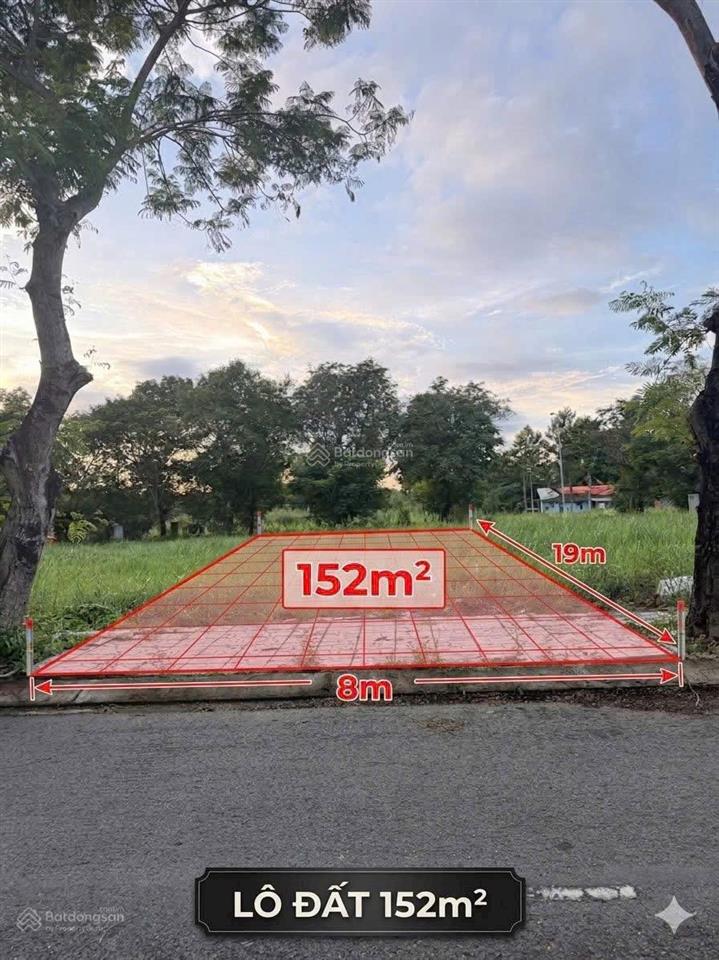 Bán đất nền dự án tại 12, đảo thịnh vượng tam đa, 152m2, (8x19) 45 triệu / m2, ngay vđ3