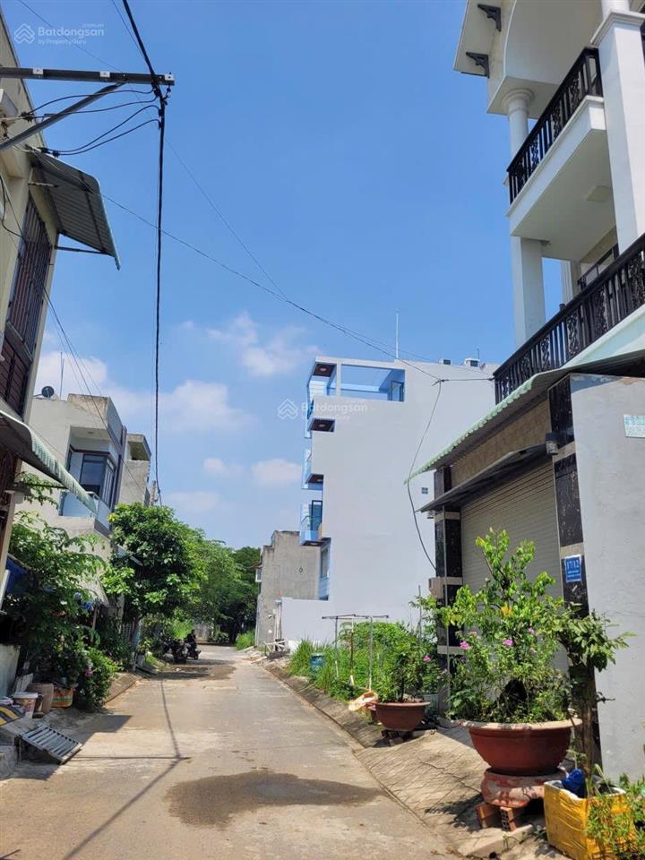 Bán nhà mặt phố kdc trường lưu, 4,93 tỷ, 58m2, 4pn, 4wc, 3 tầng ngay vành đai 3, vinhomes
