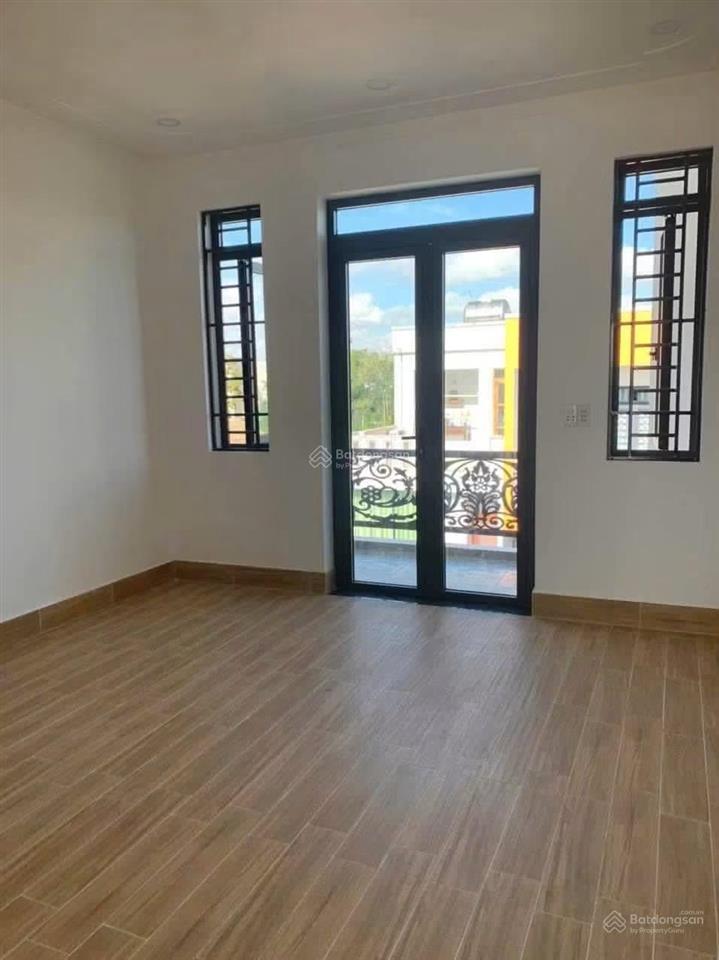 Cho thuê nguyên căn khu chợ long trường  trường lưu quận 9 hcm giá 9tr/tháng