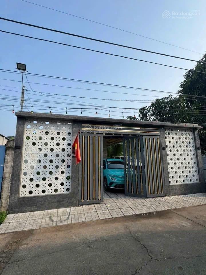Cho thuê nhà vườn cấp 4 đẹp đủ tiện nghi vào ở ngay kdc trường lưu long trường quận 9 hcm giá 20tr