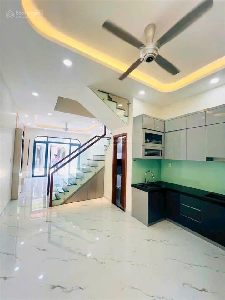Giảm 800 còn 4 tỷ 9 bán luôn bán nhà full nội thất đường 6 nguyễn xiển. p. long bình. quận 9