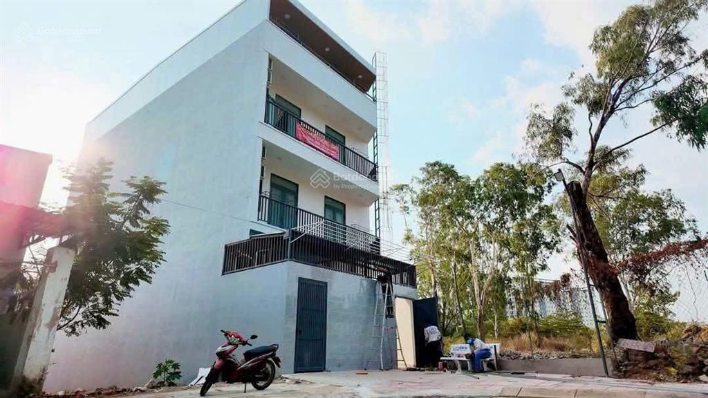 Chdv 4 tầng! kdc hoàng hữu nam p. tăng nhơn phú b q9, giá 18,5 tỷ, thu nhập 80tr/tháng