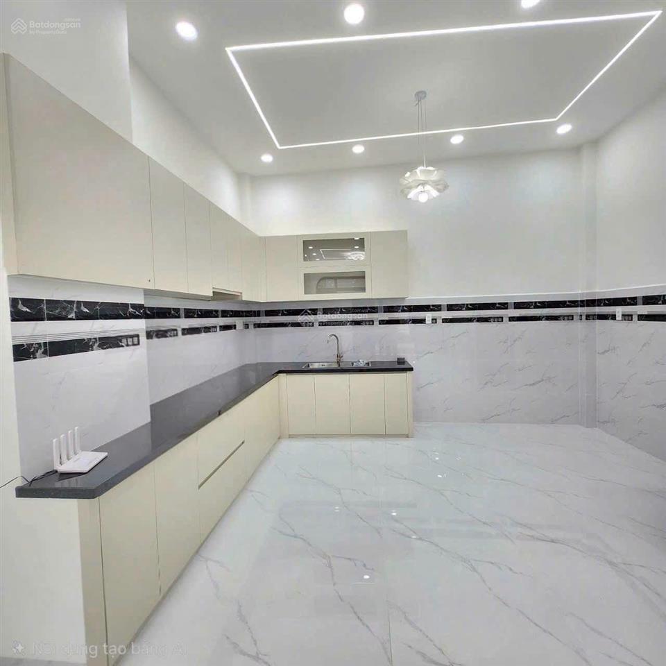 Giảm còn 4,5ty nhà gần vinhomes q9 ngay vành đai 3 giảm 800 tr bán nhà 3 tầng  4pn  4wc