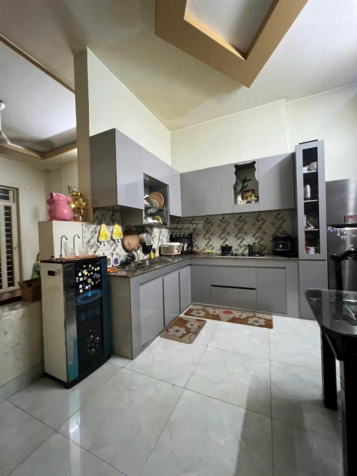 Hạ giá  chỉ 8,5 tỷ  còn tl có ngay nhà vị trí đẹp  mặt tiền kd lò lu q9 hcm