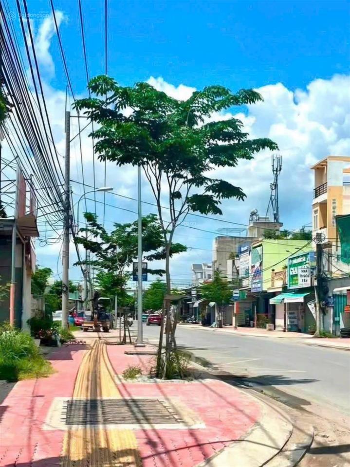 Hạ giá  chỉ 8,5 tỷ  còn tl có ngay nhà vị trí đẹp  mặt tiền kd lò lu q9 hcm