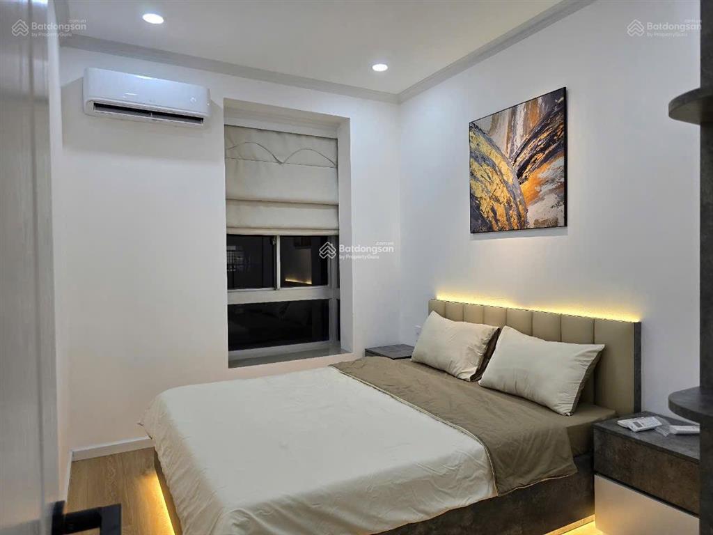 Cần cho thuê nhanh 2pn sky garden 2, giá tốt.  0917 300 *** em hằng