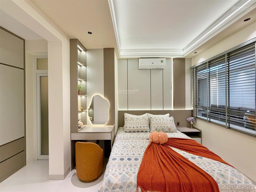 Cần bán nhanh căn hộ sky garden 3  phú mỹ hưng  quận 7 nhà đẹp, mới 100%.  0917 300 *** em hằng