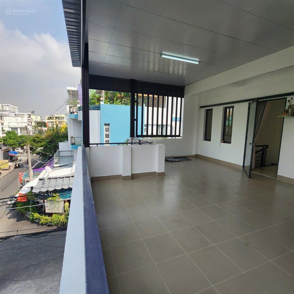 Bán biệt thự căn góc hai mặt tiền đường số phạm hữu lầu p. phú mỹ quận 7