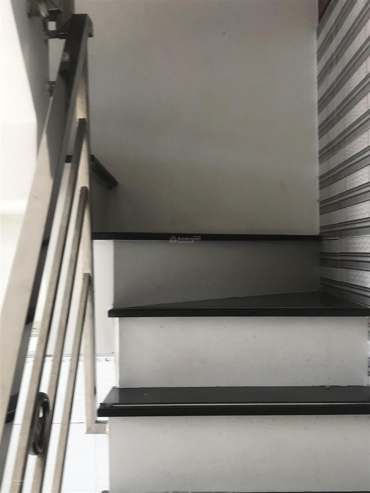 Bán nhà hẻm 124 xóm chiếu quận 4 giá 5.2 tỷ
