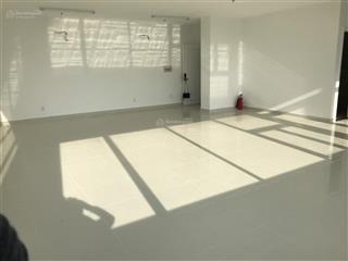 Em cần bán căn officetel  florita q7