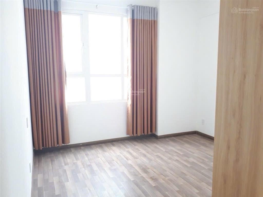 Bán căn hộ 76m2 giá 5,3 tỷ  tầng cao