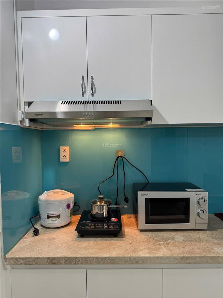 Cần cho thuê officetel  florita q7  8tr/th