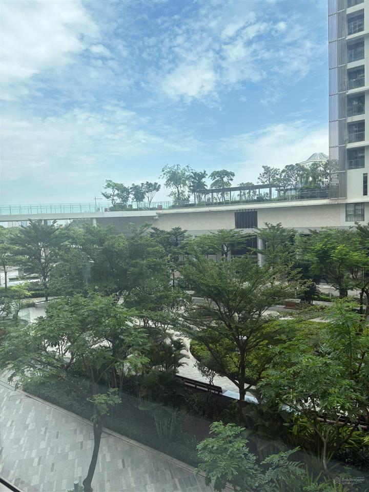 Cho thuê shop tầng hồ bơi, đẹp tại the peak midtown, 50 triệu vnd, 124m2, 3pn, 2wc