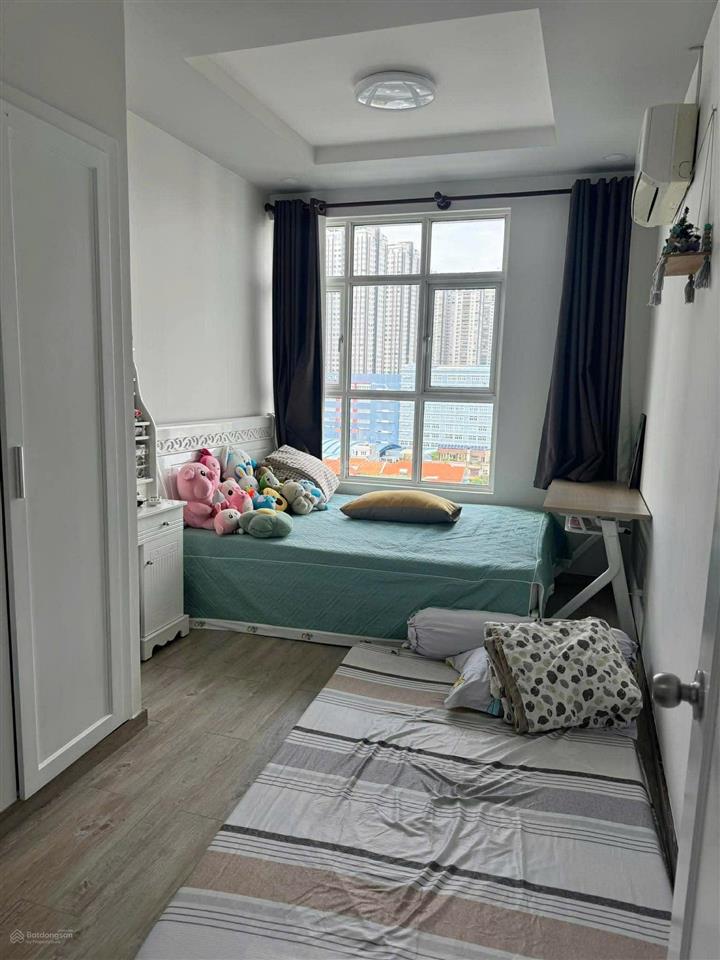 Cần bán gấp căn hộ hoàng anh thanh bình, đường 17, phường tân hưng tphcm.  0933 316 ***