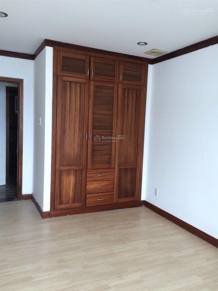 Cần cho thuê căn hộ hoàng anh gia lai 2, 2pn, 2wc, có nội thất, giá 10tr/tháng.  0902 597 *** hoa