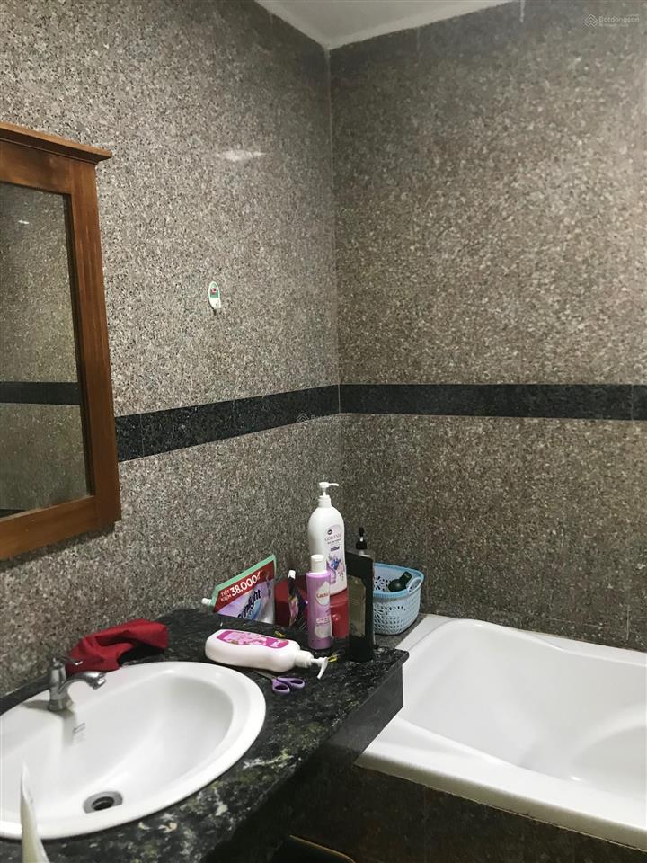 Cần cho thuê căn hộ hoàng anh gia lai 2, 2pn, 2wc, có nội thất, giá 10tr/tháng.  0902 597 *** hoa