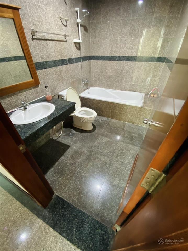 Cần cho thuê căn hộ hoàng anh gia lai 2, 2pn, 2wc, giá 10tr/tháng.  0902 597 *** hoa