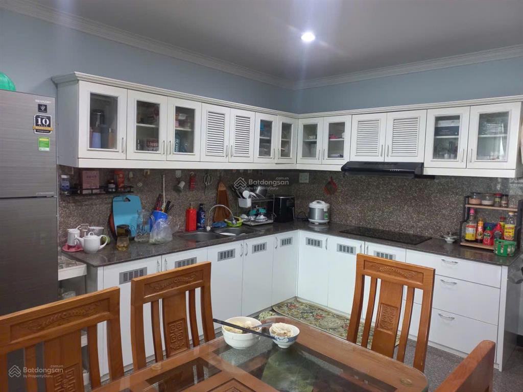 Cần bán căn hộ hoàng anh 2, quận 7, 3pn, 3wc, nhà đẹp, thoáng mát, giá 5 tỷ.  0902 597 *** hoa