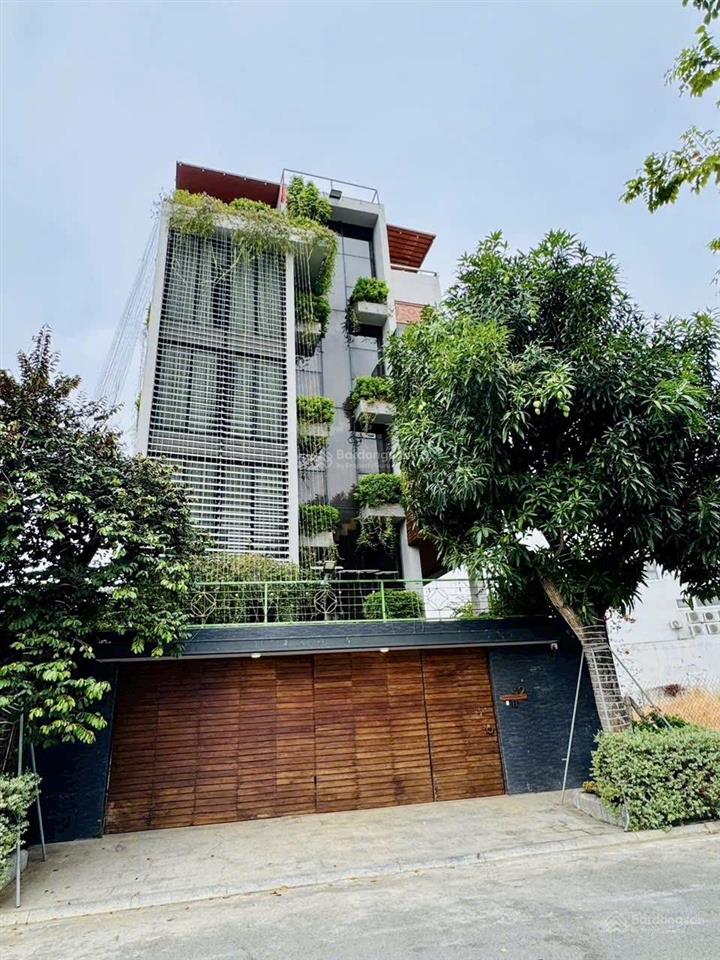 Bán biệt thự cao cấp tại p. phú mỹ, q7, tp. hcm, 278m2 6 tầng giá cực chất 36,8tỷ! cạnh ga metro