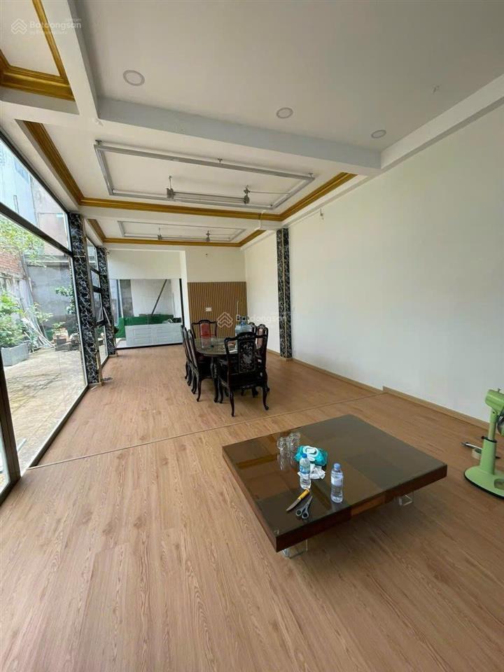 Bán nhà cấp 4 (8x18m) tiện xây mới tại đường 49, tân quy, quận 7, giá 26,5 tỷ  0917 796 ***
