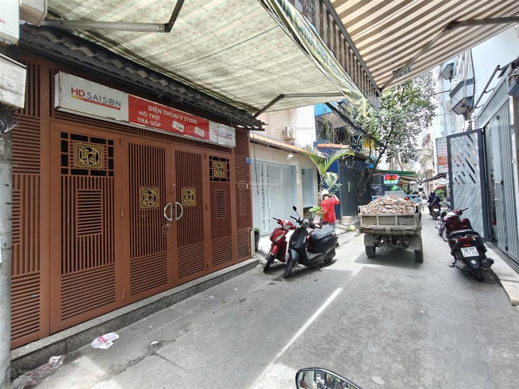 Bán nhà đẹp 2 lầu hxh 66 đường hùng vương quận 10 dt 36.6m2 giá 12,5 tỷ  0917 796 *** em phương