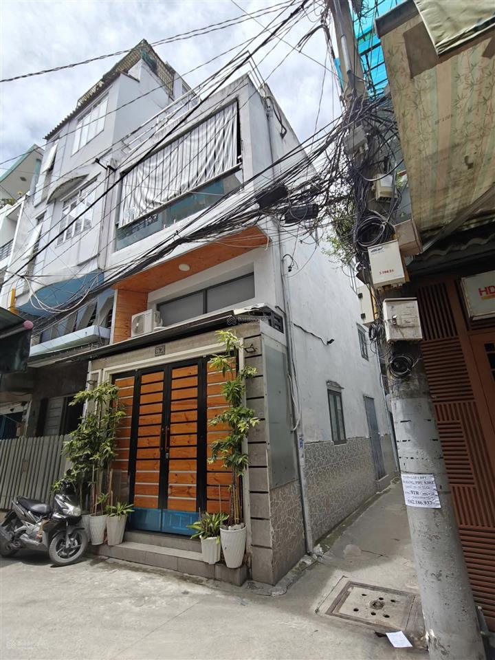 Bán nhà đẹp 2 lầu hxh 66 đường hùng vương quận 10 dt 36.6m2 giá 12,5 tỷ  0917 796 *** em phương