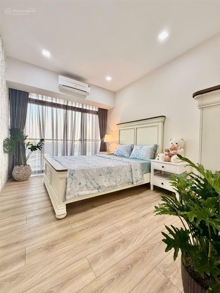 Bán ch garden court 2 pmh q7 3pn, view sông . ban công dài .   0947 833 *** phượng