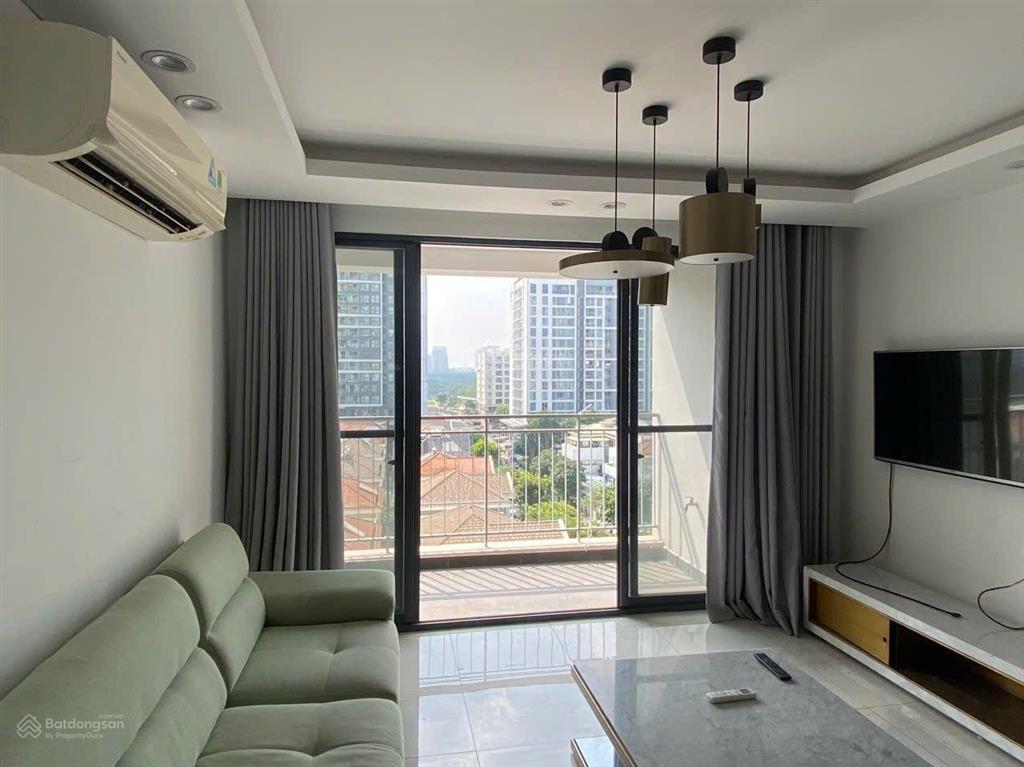Cho thuê ch nam phúc  le jardin, q7. 3pn, căn góc. view công viên.  0947 833 *** phượng