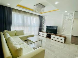 Cho thuê nhanh ch happy valley pmh q7  135m, căn góc tầng cao.  0947 833 *** phượng