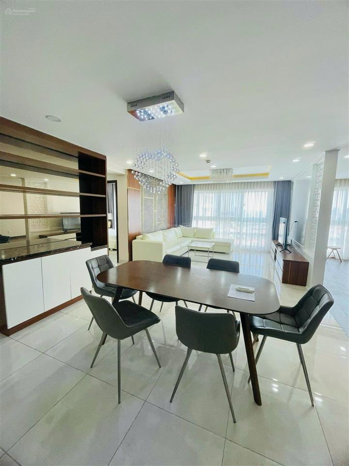 Cho thuê nhanh ch happy valley pmh q7  135m², căn góc tầng cao.  0947 833 *** phượng