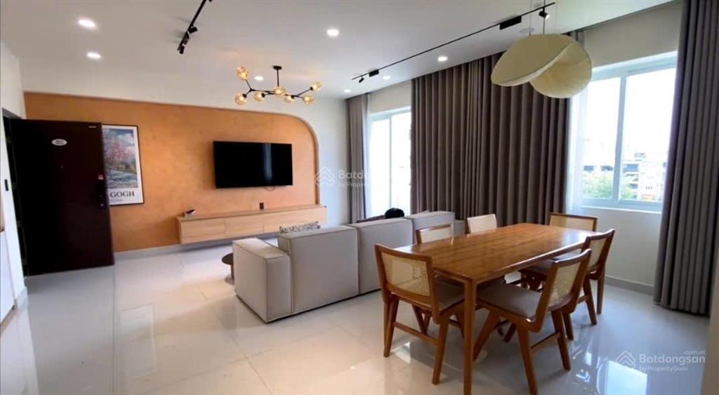 Bán ch grand view pmh q7. 3pn căn góc. giá hời khu  0947 833 *** phượng