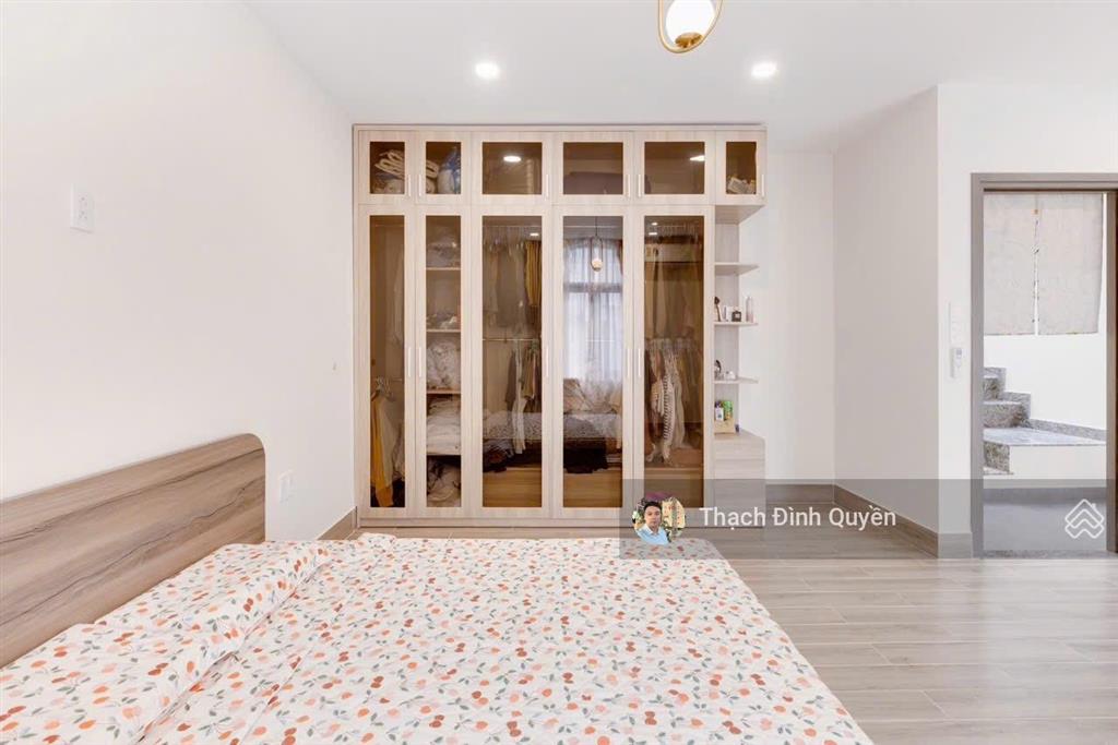 Cho thuê nhà 1 trệt 1 lầu hẻm 512, nội thất đầy đủ