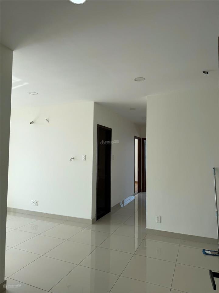 Bán nhanh căn hộ western capital 50m2 2pn, 1wc tầng trung view hồ bơi thoáng mát