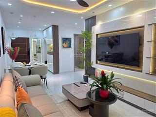 Bán gấp căn hộ cc sky garden 3, 6,8 tỷ, 72m2, 3pn, 2wc, đầy đủ nội thất tại phạm văn nghị, q7, hcm