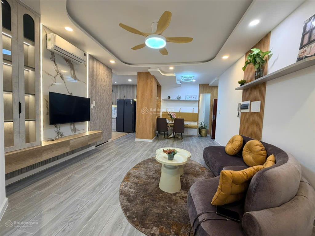 Bán cc sky garden i, 5,7 tỷ, 81m2, 2pn, 2wc tại phạm văn nghị, tân phong, q7, hcm