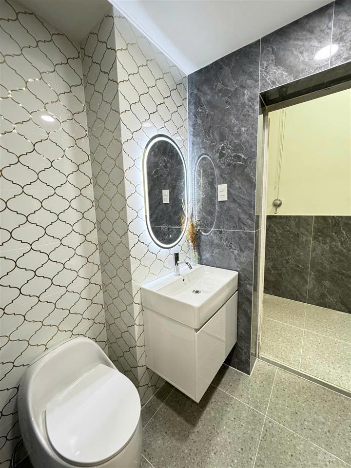 Căn hộ đẹp, nhiều tiện ích tại sky garden ii, 6,2 tỷ, 81m2