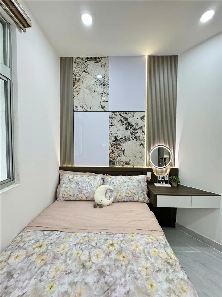 Căn hộ đẹp, nhiều tiện ích tại sky garden ii, 6,2 tỷ, 81m2