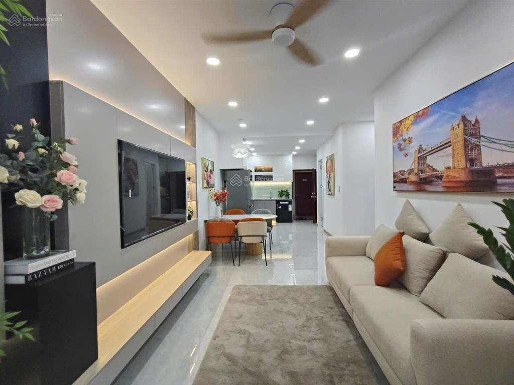Bán sky garden 2  mới 99% | 72m | 2pn | 2wc | 5,4 tỷ