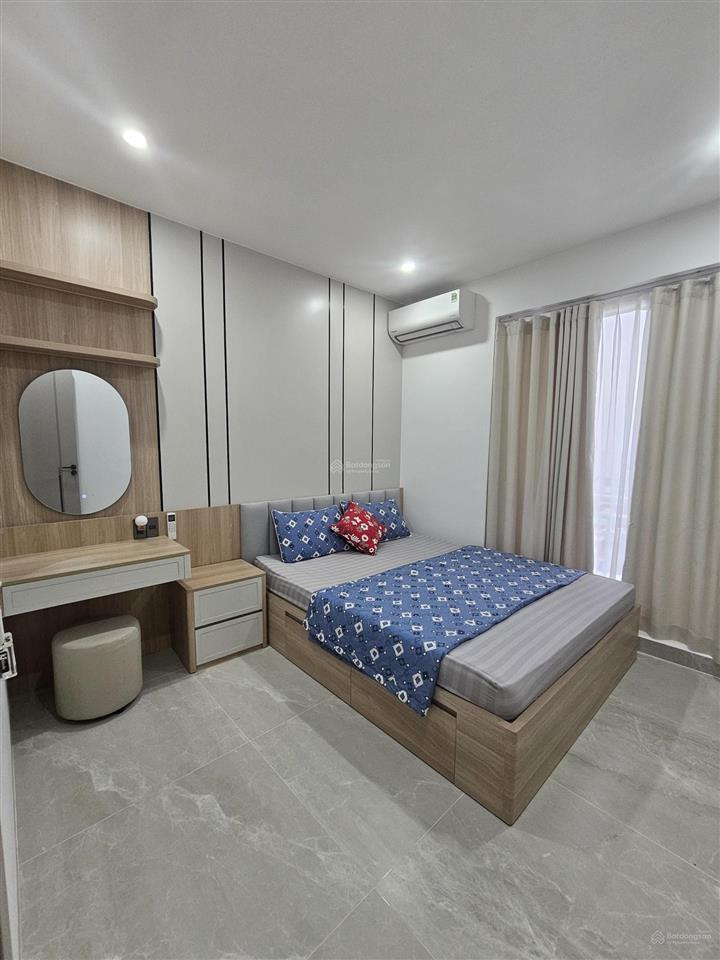 Bán & cho thuê penthouse sky garden 3 227m2