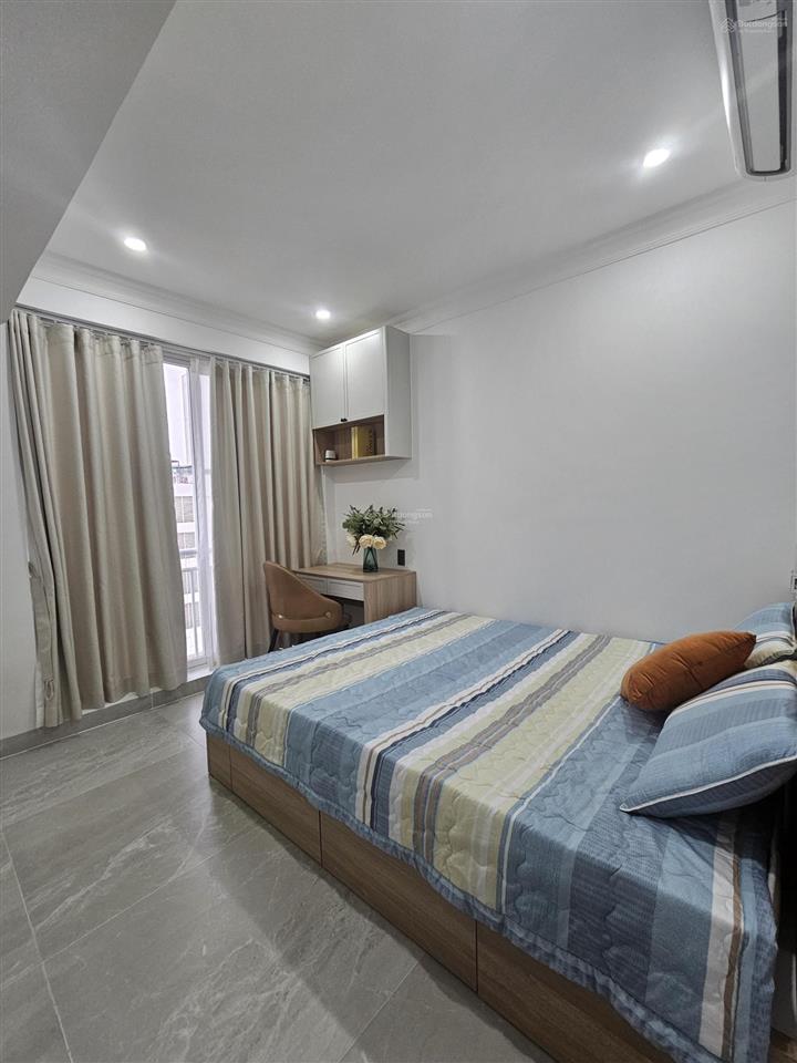 Bán & cho thuê penthouse sky garden 3 227m2