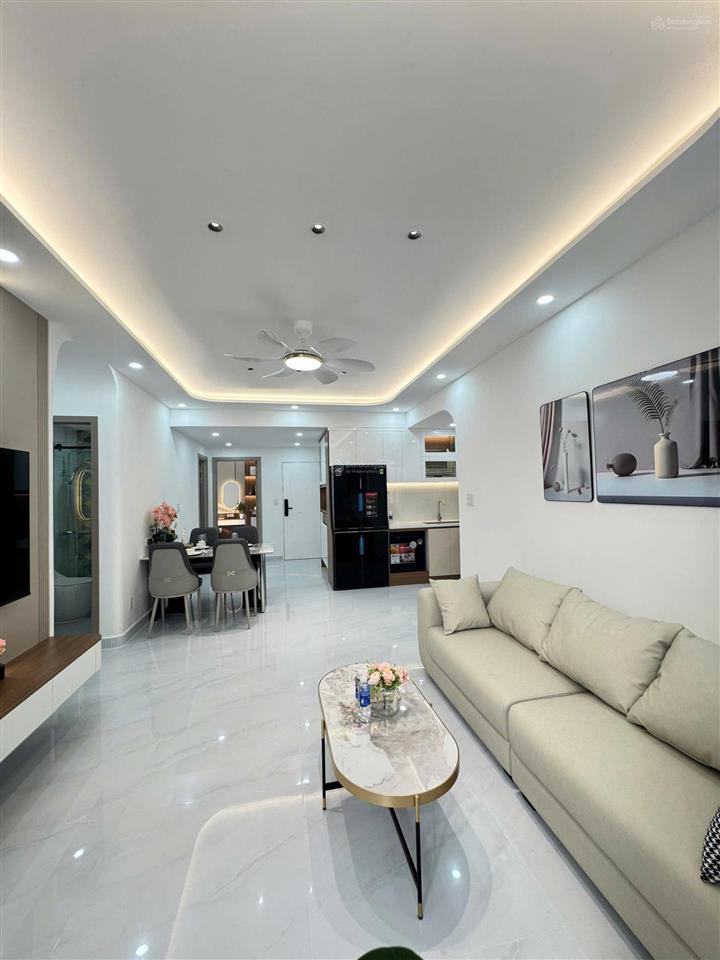 Bán gấp căn góc sky garden 3 phú mỹ hưng  74m2  3pn giá 6,85 tỷ