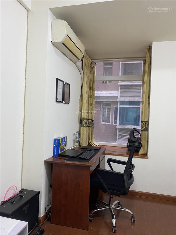 Cần cho thuê căn hộ thuận việt, q.11, 12tr/tháng