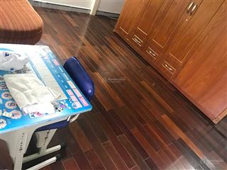 Cần cho thuê căn hộ, thang bộ, tầng 4, chung cư 450 nguyễn thị minh khai, q.1