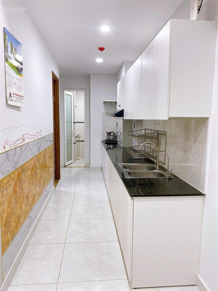 Cần cho thuê căn hộ felisa riverside, 99 bến bình đông, phường 11, quận 8