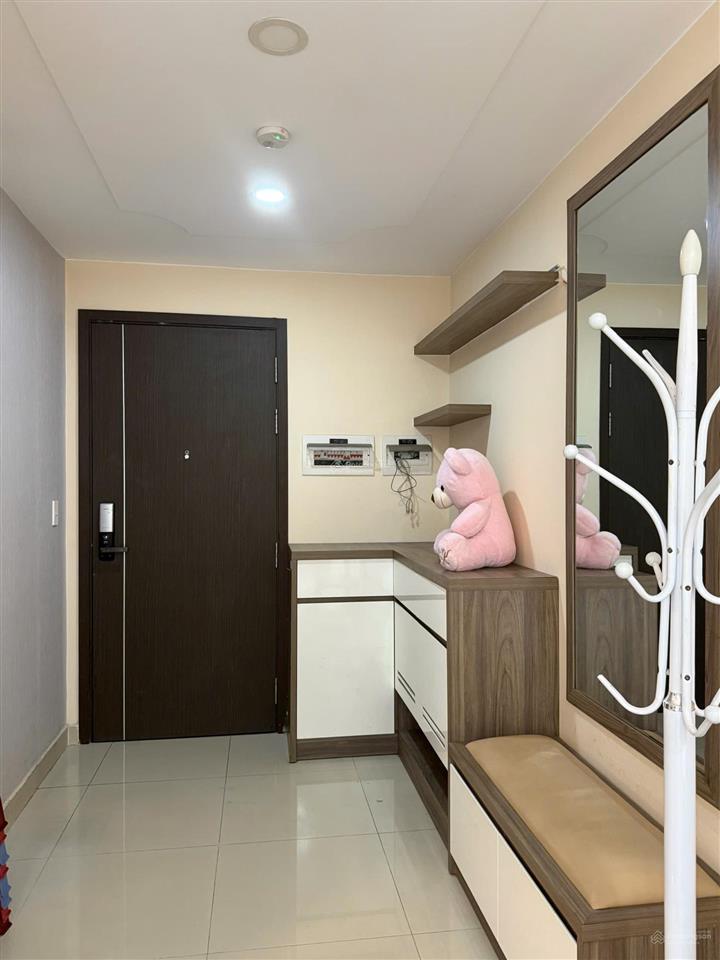 Cần cho thuê căn hộ lucky place, q. 6, 14tr/tháng