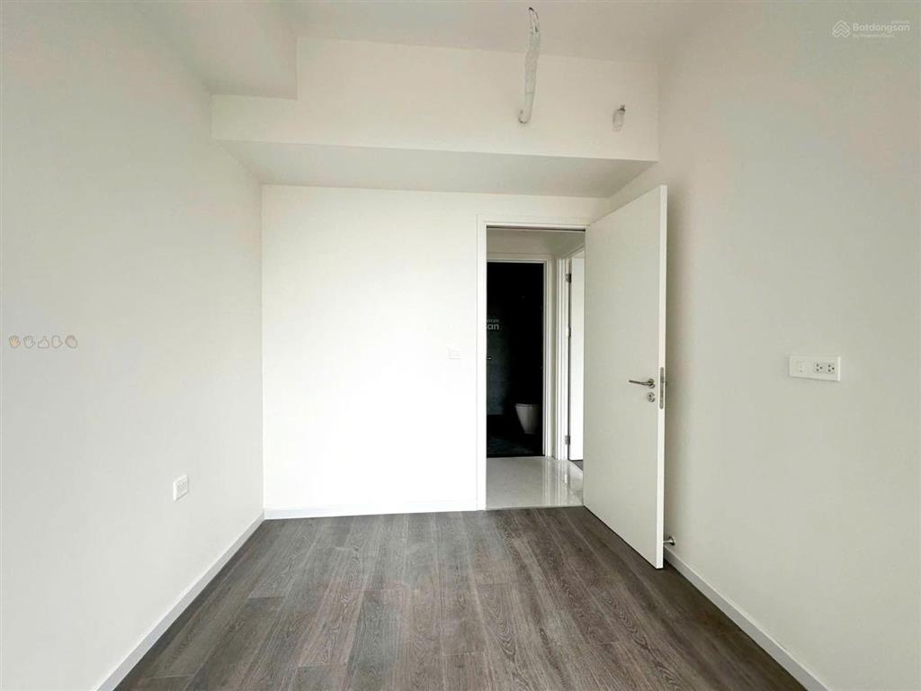 Mình bán nhanh căn hộ 2 phòng ngủ 69m2 victoria village quận 2 giá 5 tỷ 785 triệu, thương lượng